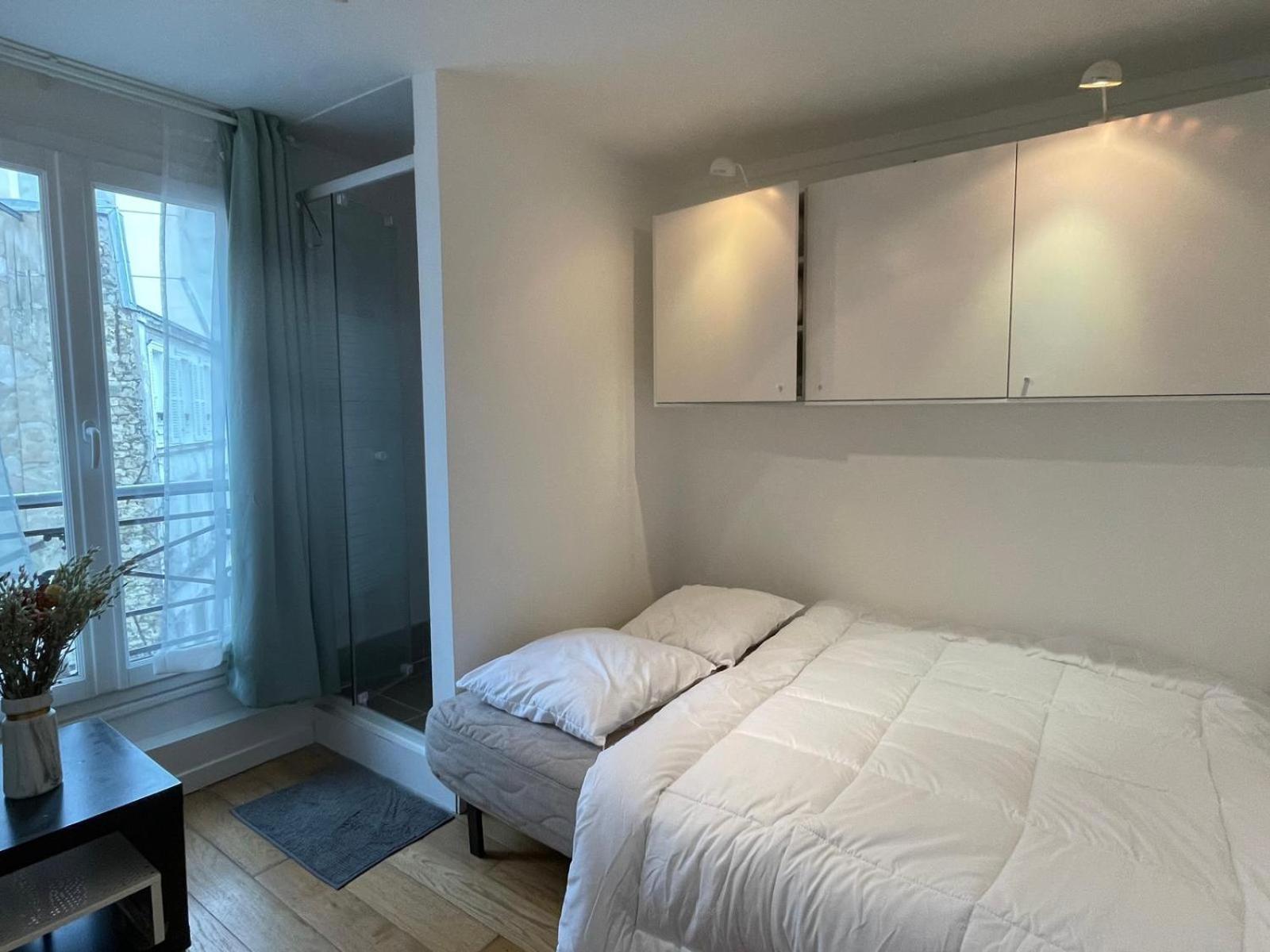 Au Petit Cuvier 5 * Paris